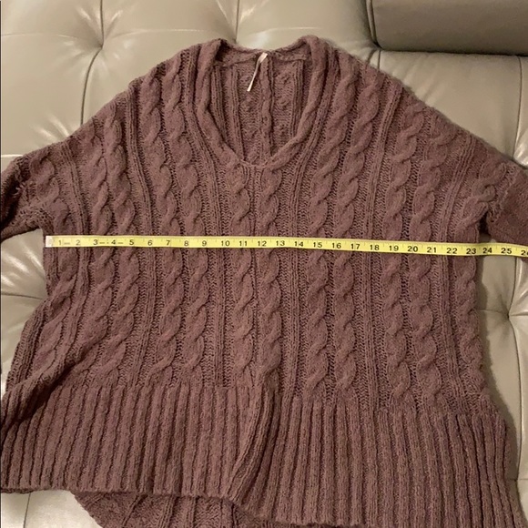 Free people Easy Cable V Neck Sweater in Mushroom - Picture 5 of 8